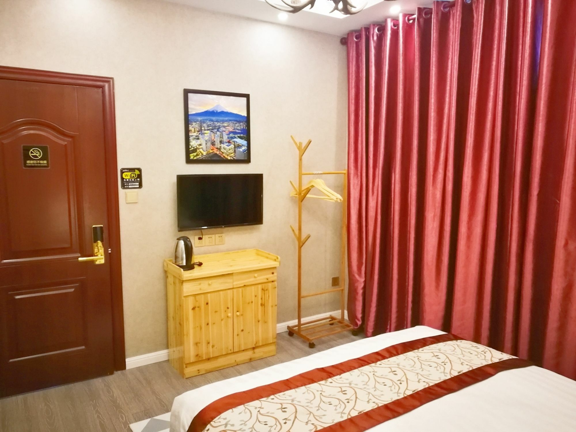 Spring Breeze Boutique Guest House Wuyuan Exterior photo